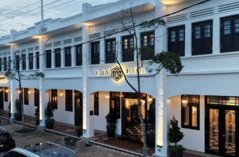 בית מלון כפרי Eagle Top 1