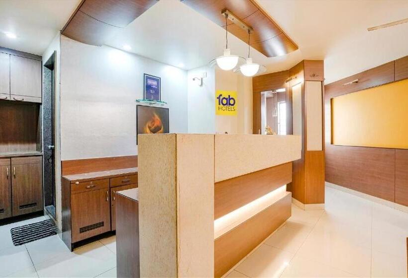 Отель Gandharva Residency Swargate