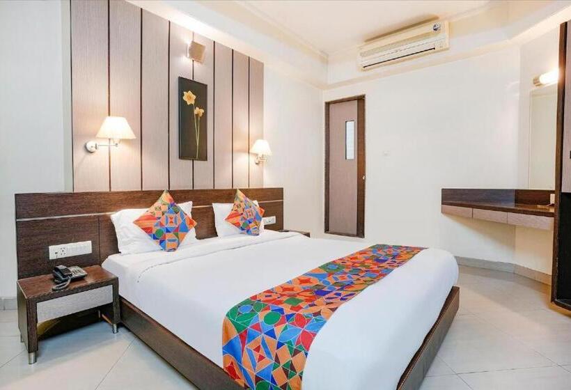 Отель Gandharva Residency Swargate