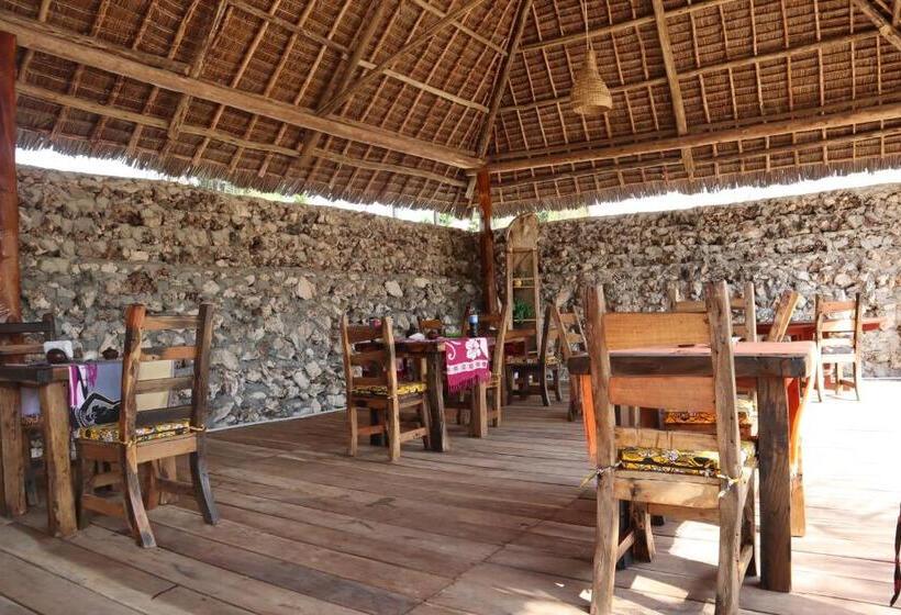 호텔 Holiday Time Bungalows Zanzibar