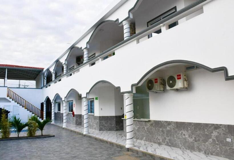 호텔 Hostal Amelia De La Rosa