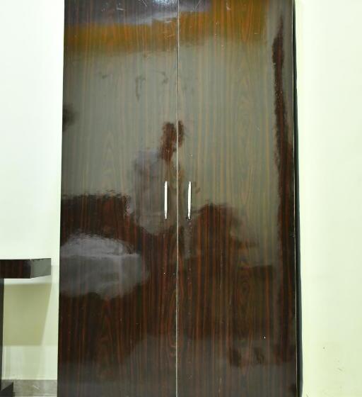 فندق Kalika Residency