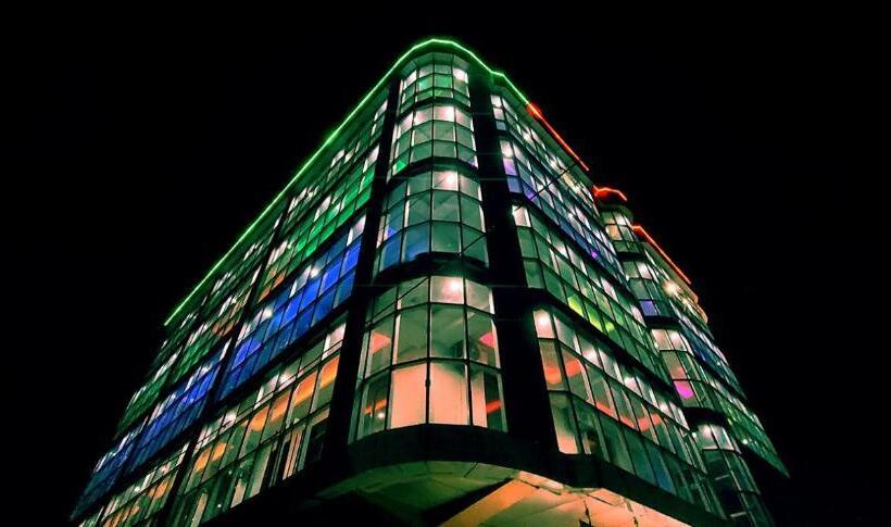 هتل Komar Lira City