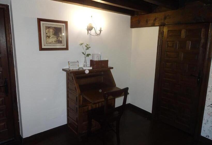 ホテル La Casona De Escalada