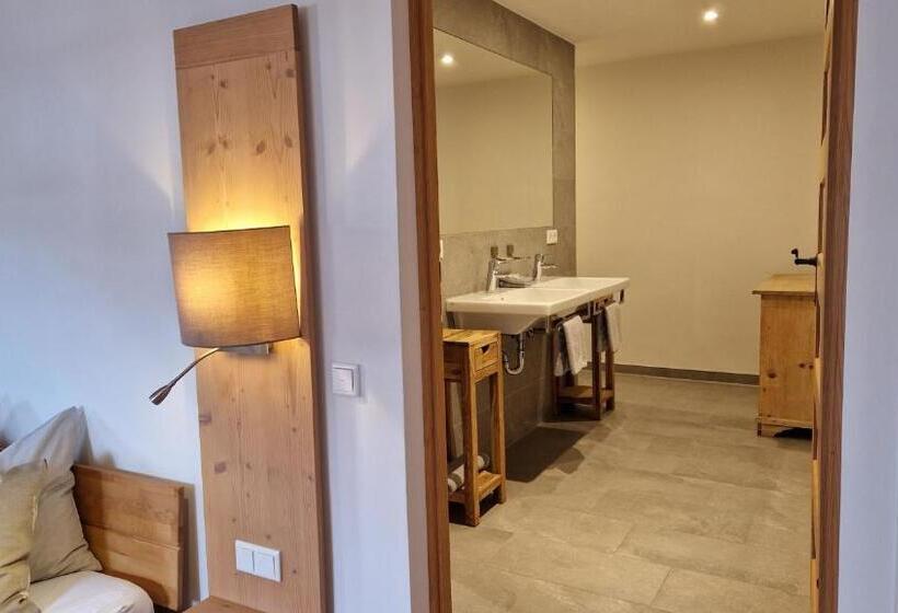 Отель Landgasthof Alter Wirt