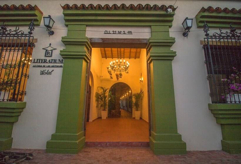 בית מלון כפרי Literatium