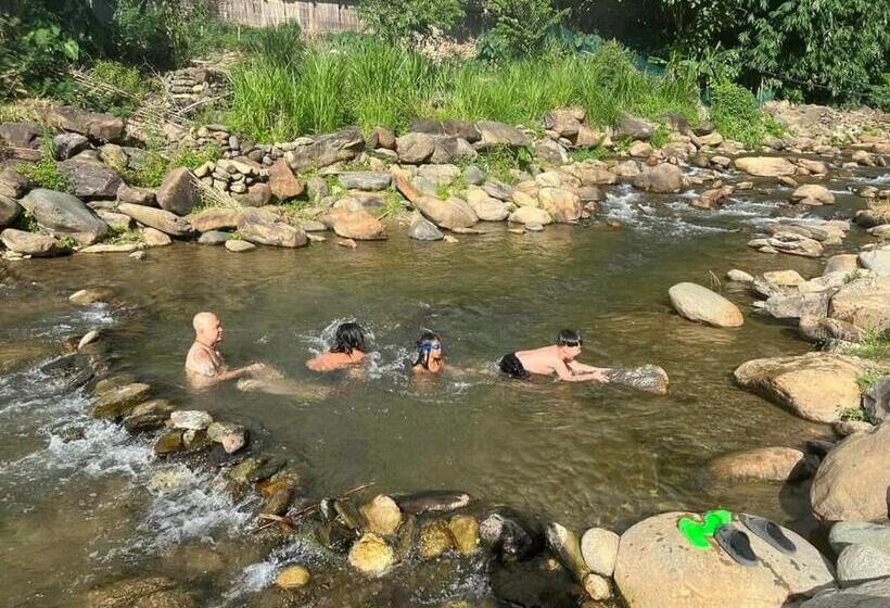 Hôtel Little House In Khaupha