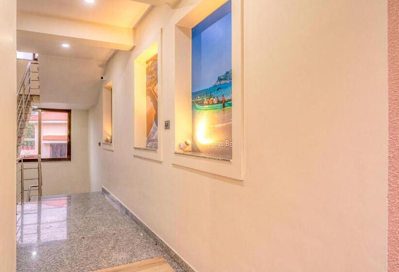 هتل Maurya Residency