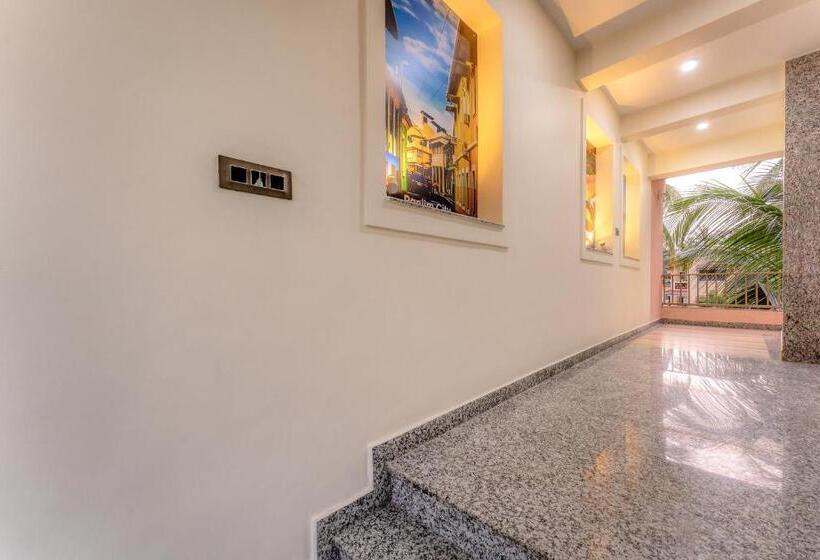هتل Maurya Residency