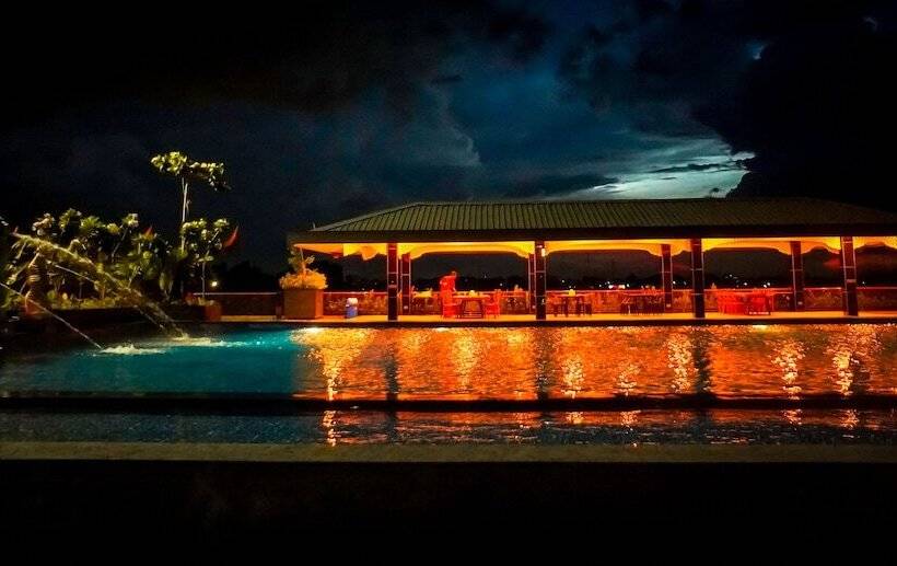 בית מלון כפרי Mayfair Purnea