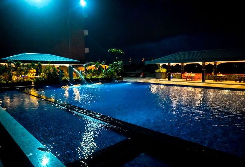 בית מלון כפרי Mayfair Purnea