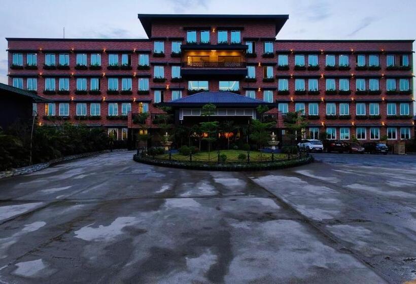 בית מלון כפרי Mayfair Purnea