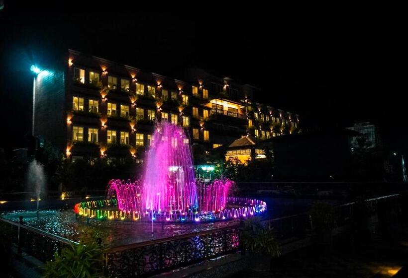 בית מלון כפרי Mayfair Purnea