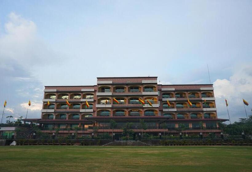 בית מלון כפרי Mayfair Purnea