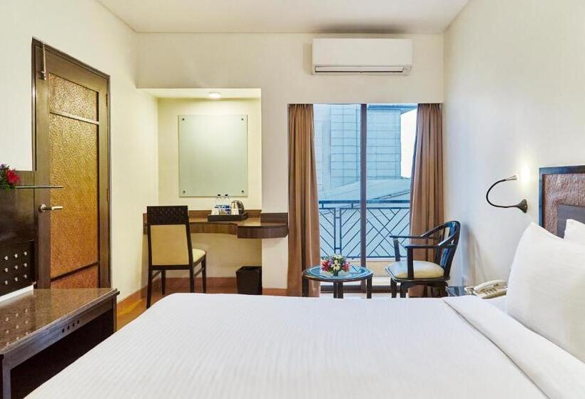 בית מלון כפרי Orion Centrally Near North Goa & Panjim