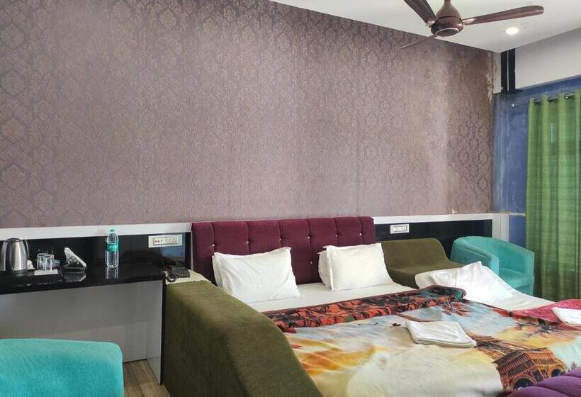 בית מלון כפרי Patkai Resort