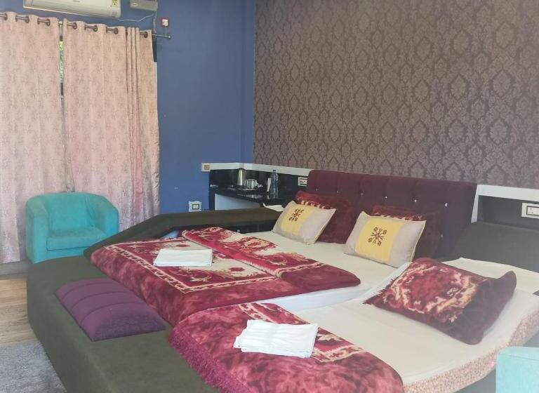 בית מלון כפרי Patkai Resort