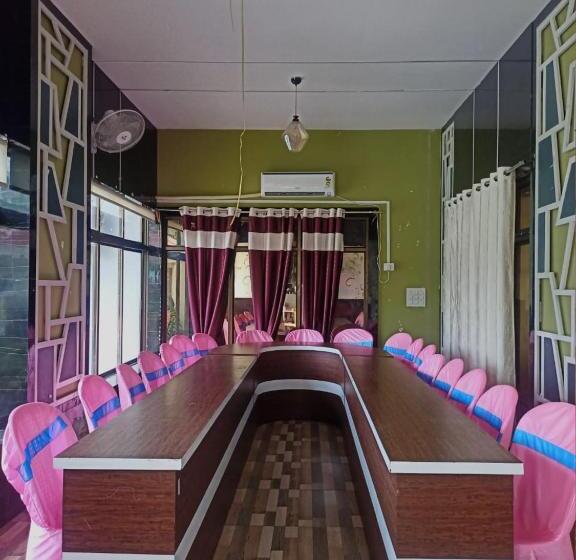 فندق Patkai Resort