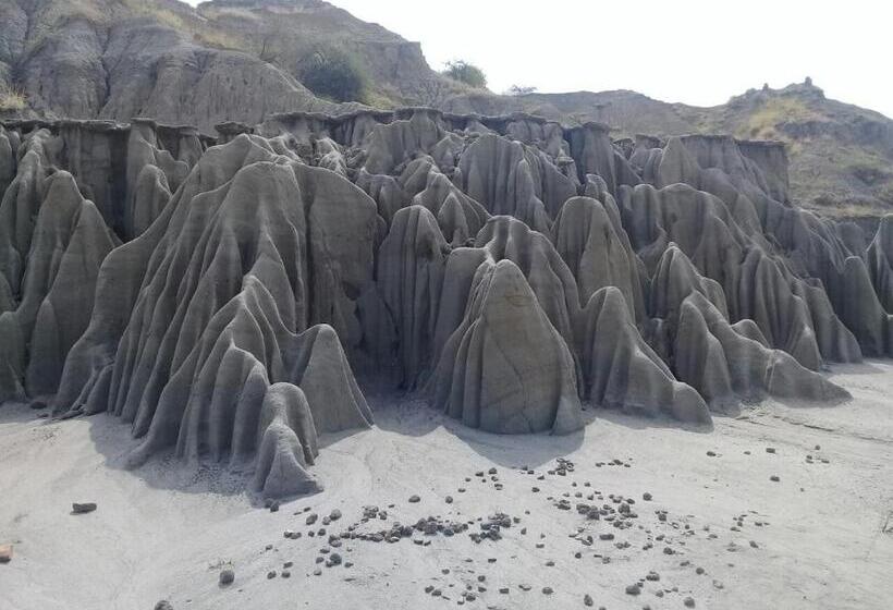 فندق Posada Turística Noches De Saturno