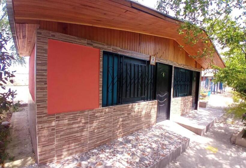 هتل Posada Turística Noches De Saturno