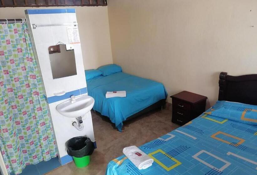 هتل Posada Turística Noches De Saturno