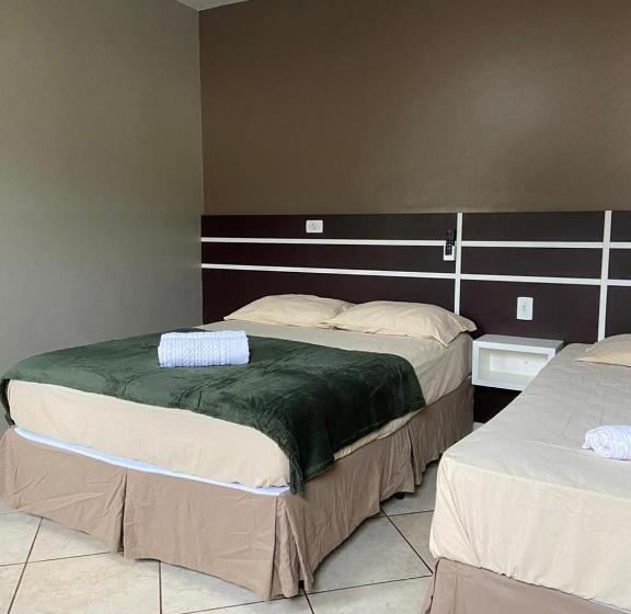 هتل Pousada Santa Terezinha