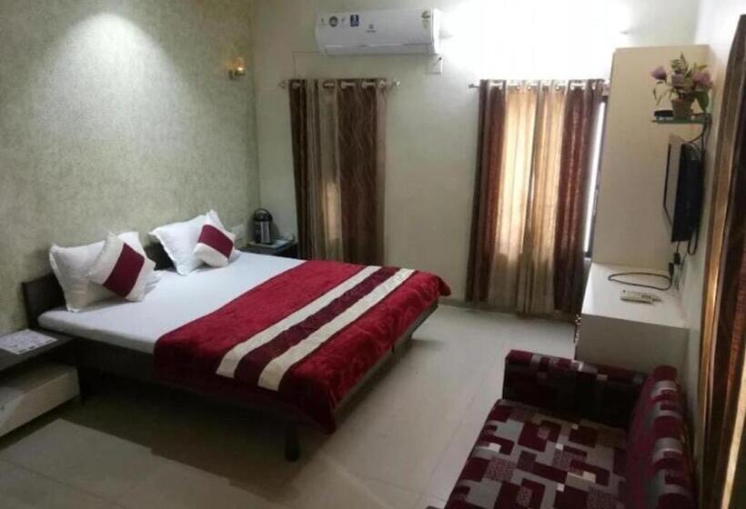 בית מלון כפרי Radiant, Ahmedabad