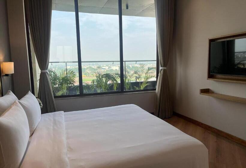 호텔 Ramada Encore By Wyndham Amritsar Airport