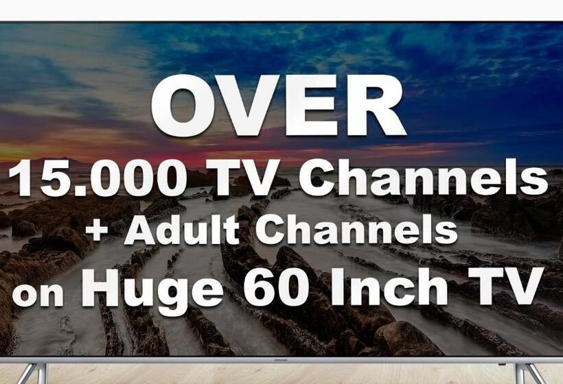 Отель Secretjaco Luxury Beach Front Penthouse With Pool & Jacuzzi