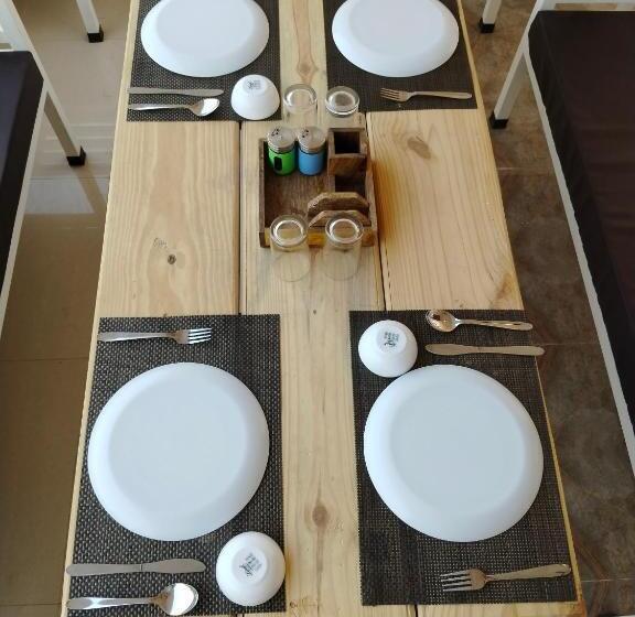 Отель Skyza Rooftop Lodge