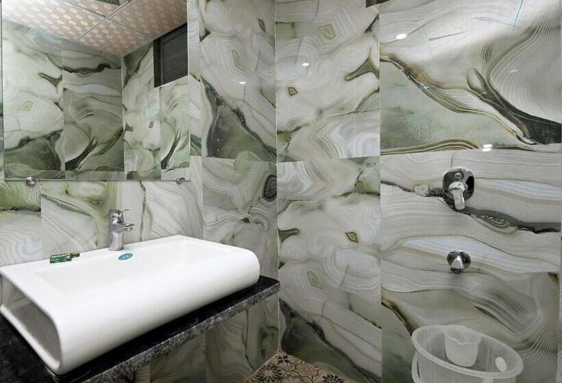 فندق Star Palace Near Railway Station