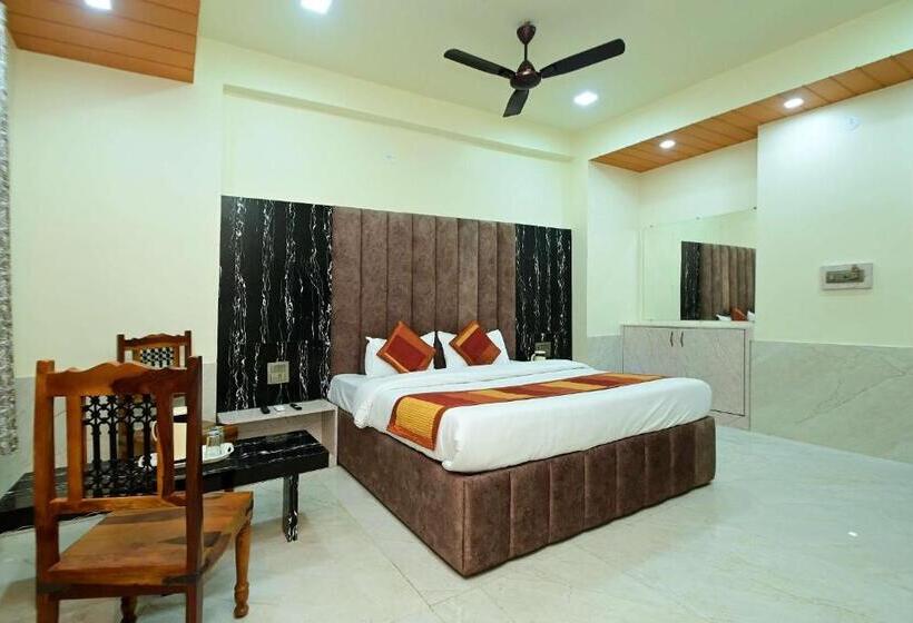 호텔 Star Palace Near Railway Station