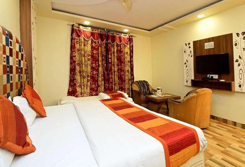 호텔 Star Palace Near Railway Station