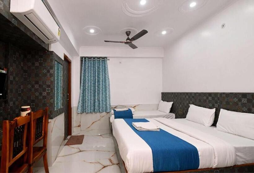 호텔 Star Palace Near Railway Station