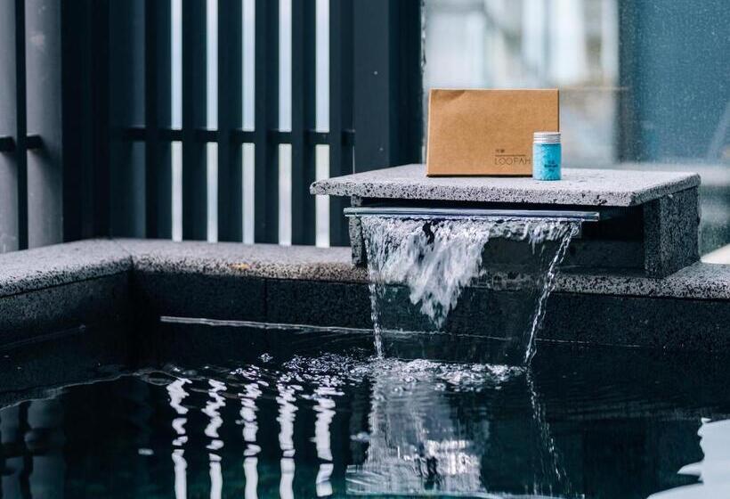 Отель Tengchong Jingge Banshan Hot Spring