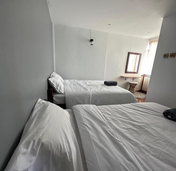 فندق Thadan Guest House