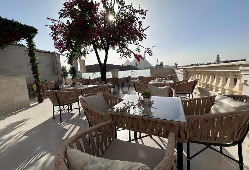 هتل The Palace Pyramids