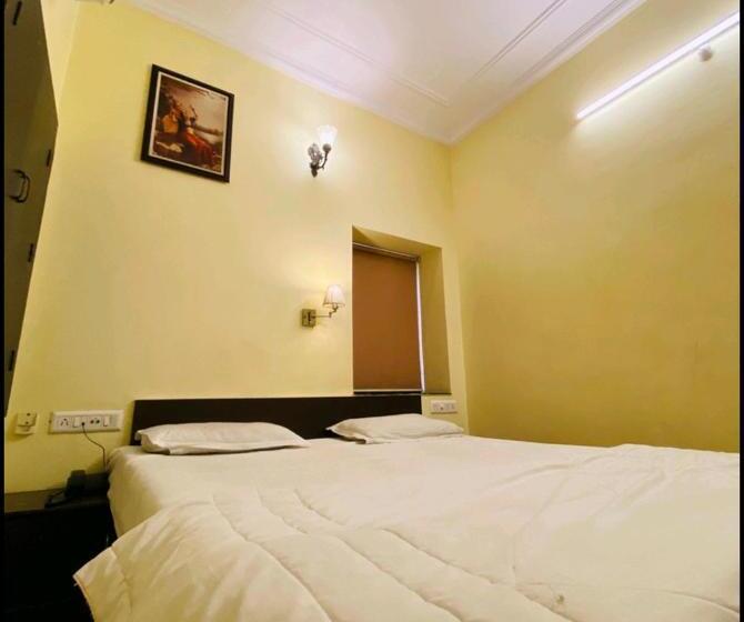 فندق The Urban Stay