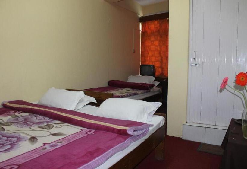 فندق Twilight Lodge