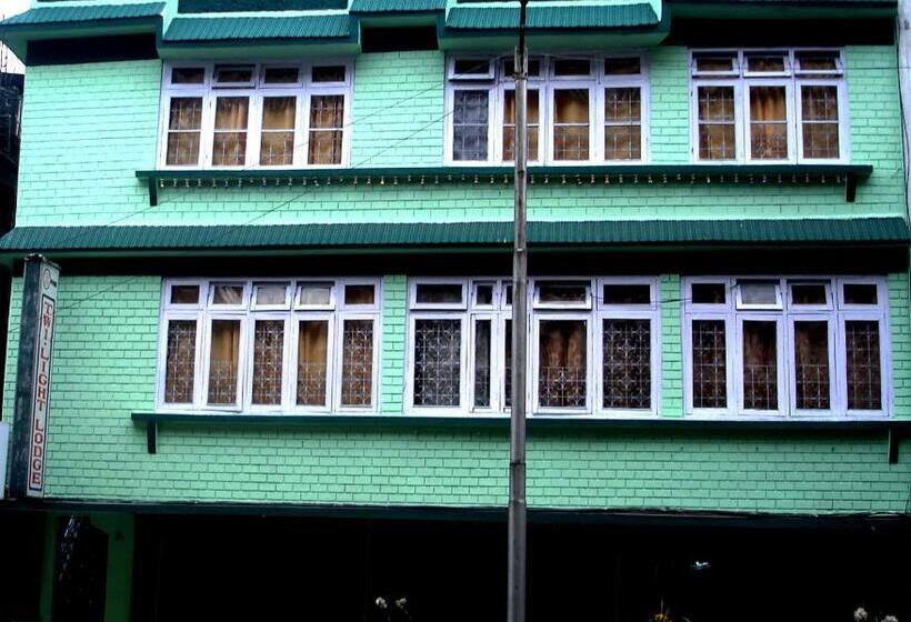 فندق Twilight Lodge