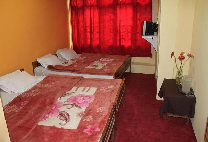 فندق Twilight Lodge