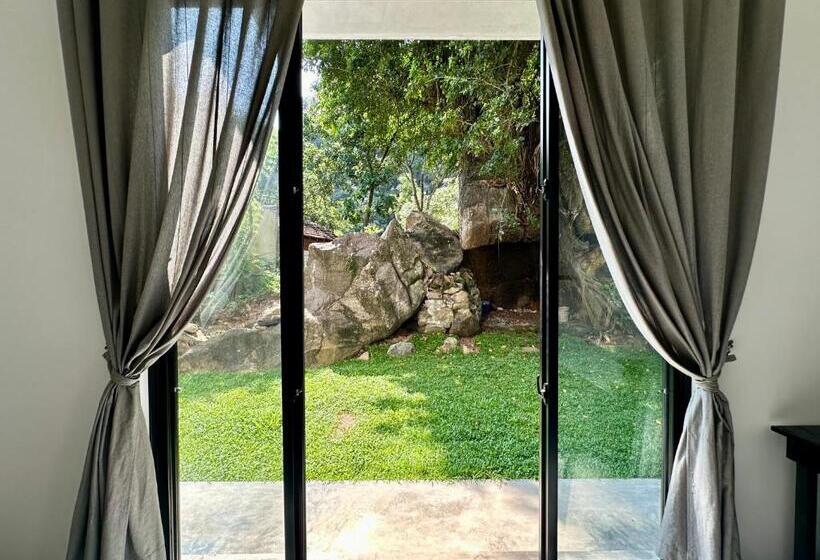 Отель Zero Nero