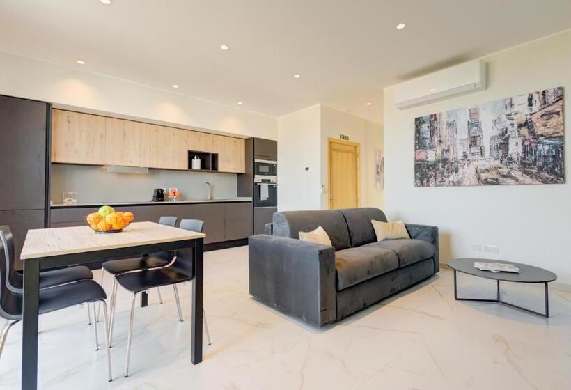 Mayfair By Premier Suites Mt