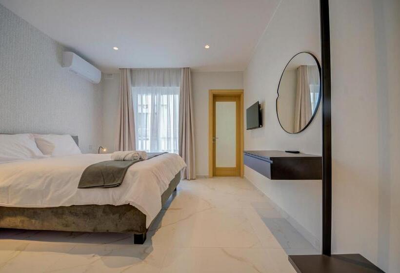 Mayfair By Premier Suites Mt