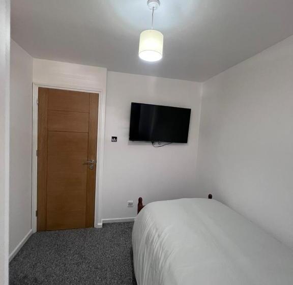 بنسيون 7 Venus Road Room 1