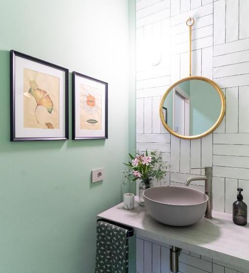 פנסיון Amagi Home