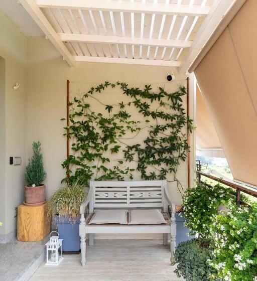 פנסיון Amagi Home