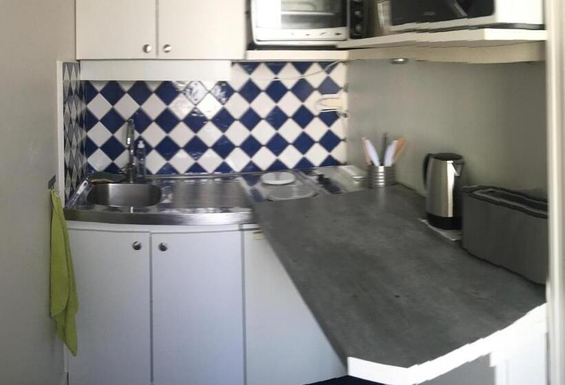 膳宿费 Au Tour Des Bois