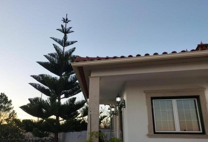 פנסיון Casa Dos Gnomos