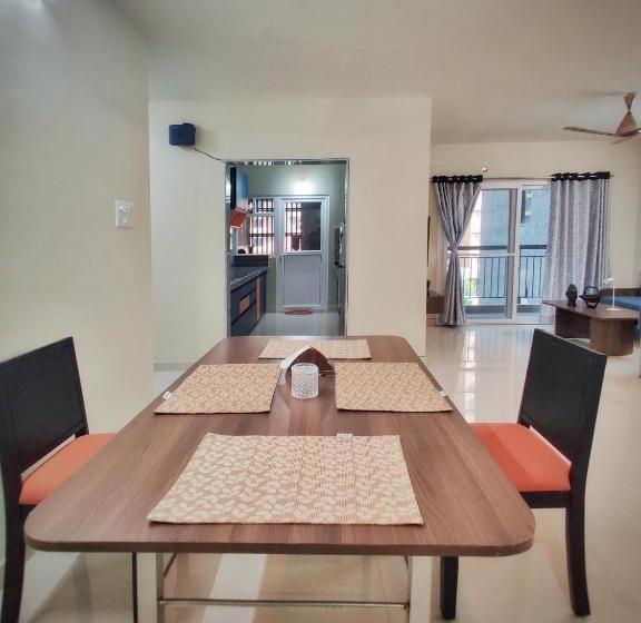 פנסיון Cozy Condo At Mihan Nagpur
